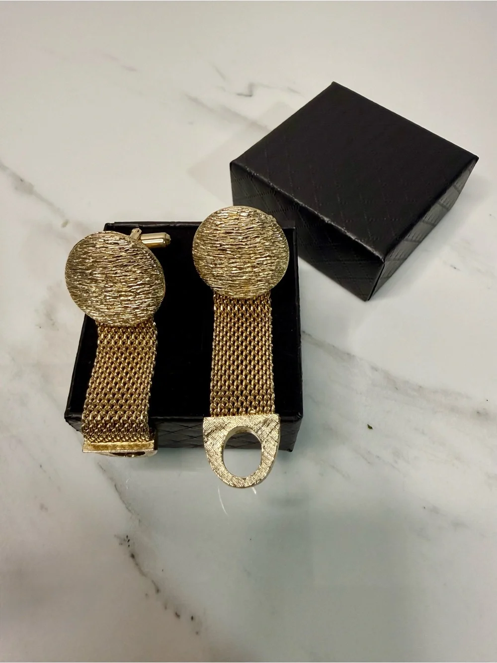 Gold Tone Mesh Cuff links